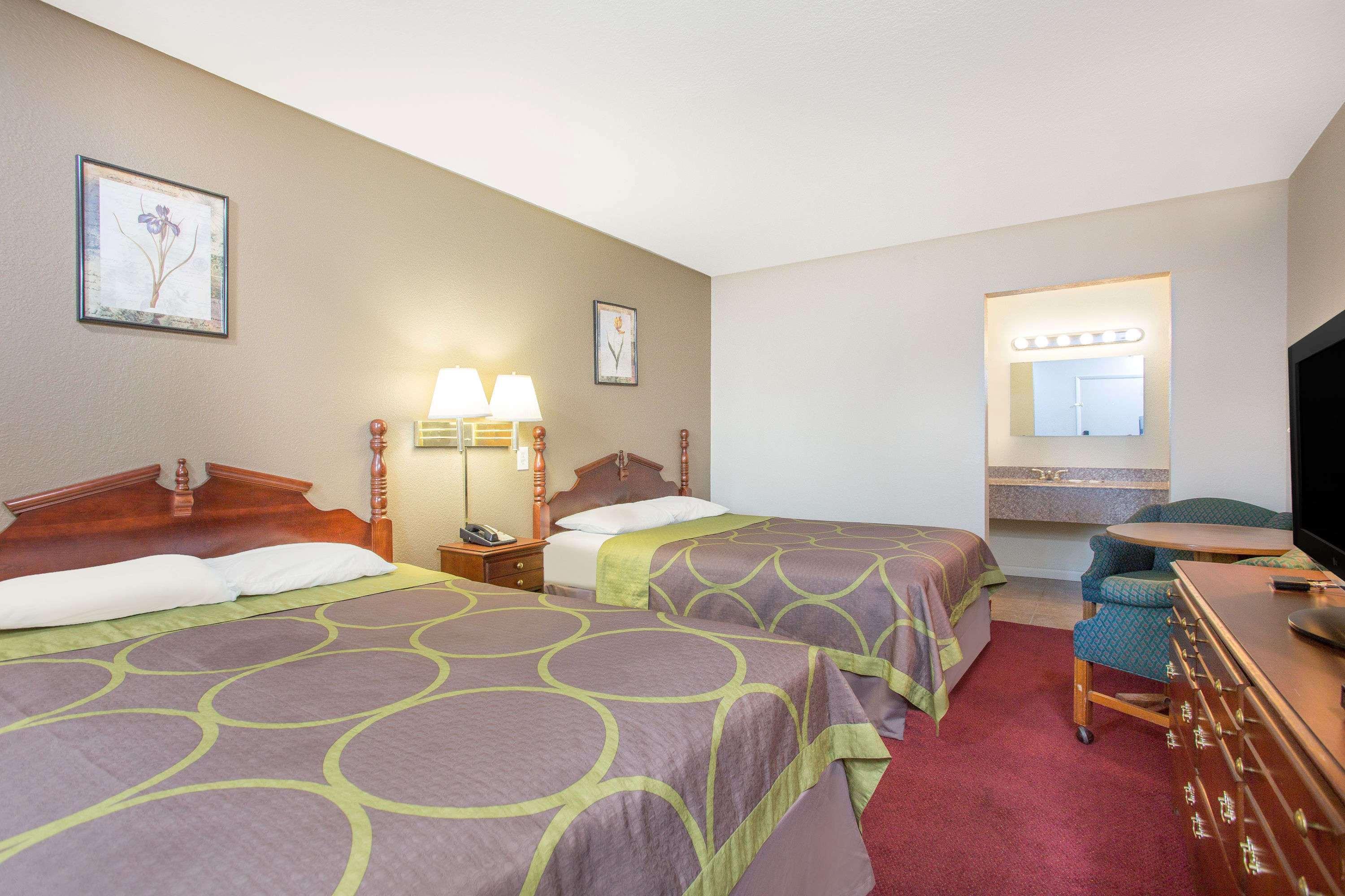 Knights Inn Glade Spring Dış mekan fotoğraf