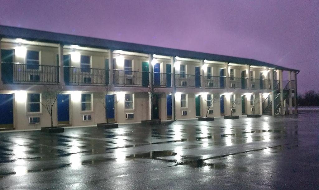 Knights Inn Glade Spring Dış mekan fotoğraf