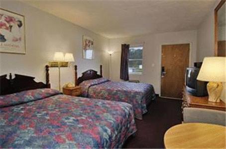 Knights Inn Glade Spring Dış mekan fotoğraf